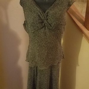 🎉 HP🎉 Vintage Sangria Olive Green Skirt Set